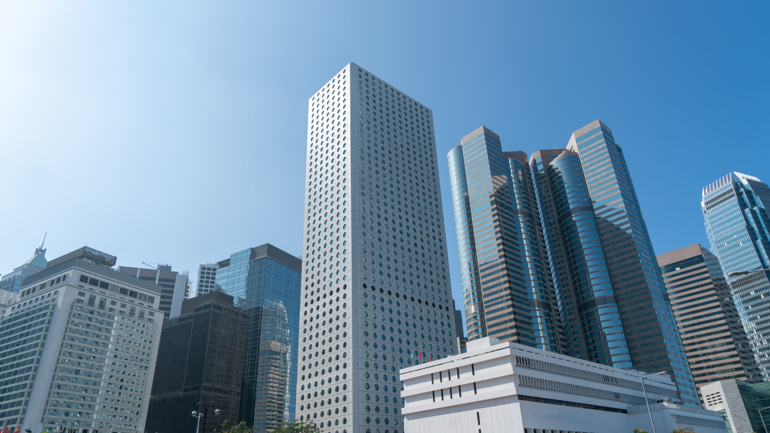 上場コンサル企業の年収・働き方・選考難易度を完全解説！転職成功の秘訣も紹介